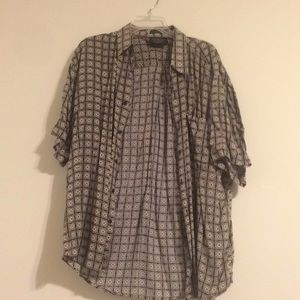 Chilled laidback flowy button up shirt